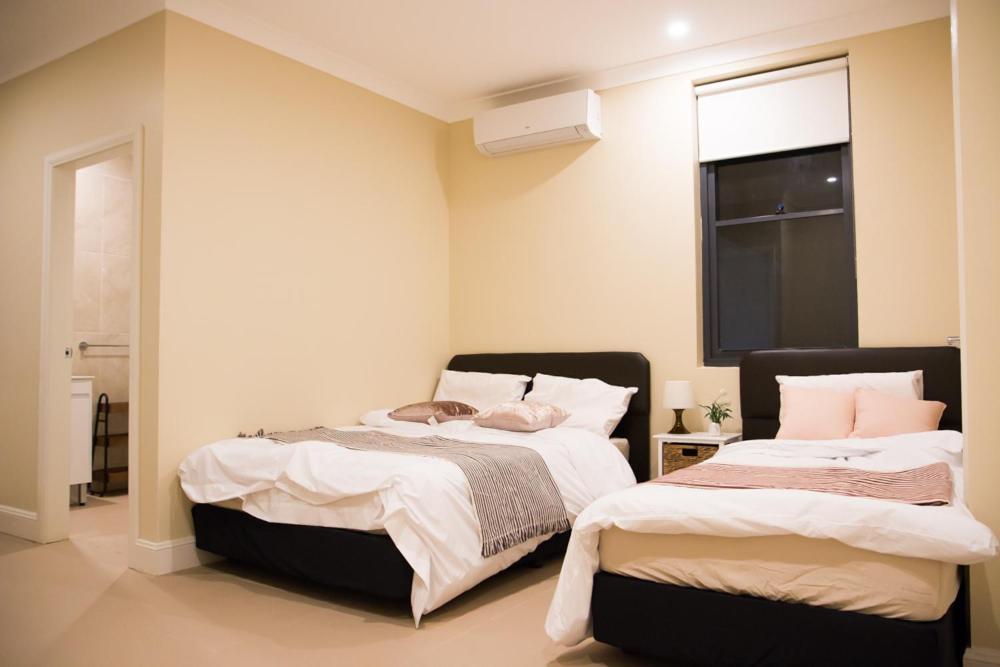 فندق T&M House Strathfield المظهر الخارجي الصورة